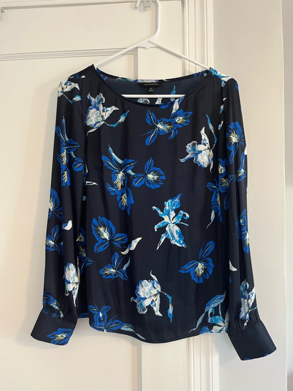 Banana Republic Navy Blue Floral Long-Sleeve Blouse